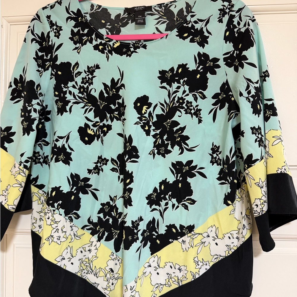 Alfani Mint Floral Scoop Neck Tunic with Black & Yellow Accents